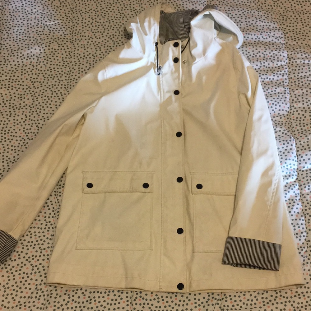 New Look white rain/spring jacket size 6